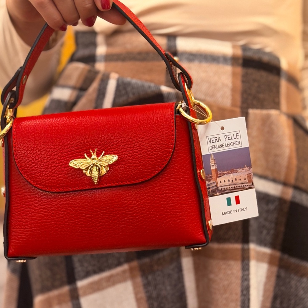 🆕🇮🇹Italian handmade genuine leather Crossbody Bag with Gold Accent - Picture 2 of 7
